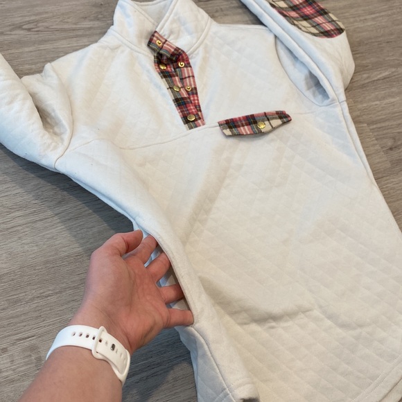 Cream Quilted Plaid Pullover | Size Small - Picture 5 of 6